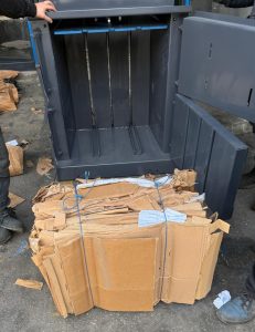 TONNA5 paper baler